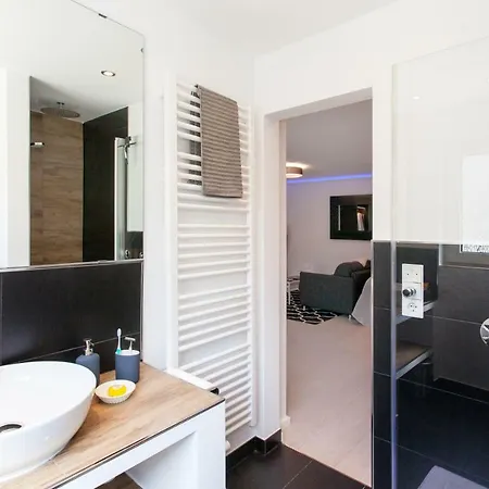 Main Flat Frankfurt *